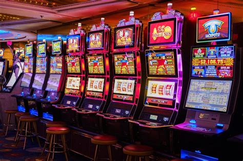 playing slots strategy
